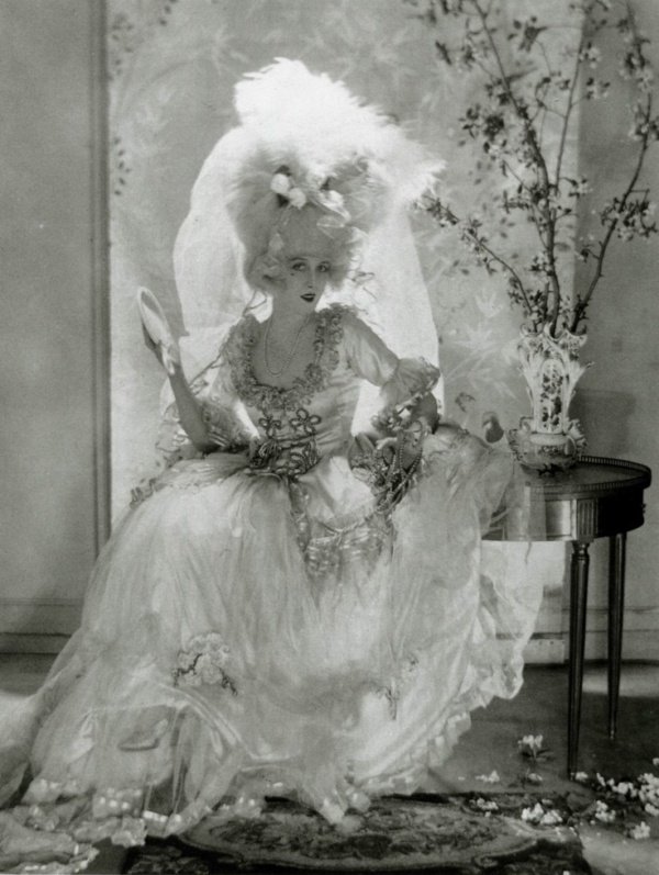 Mae Murray Adolph de Meyer Date: 1918